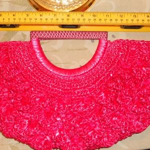 Pink wicker purse / Med